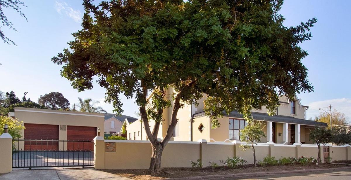 Apartamento J's Audacious Living Montagu Exterior foto