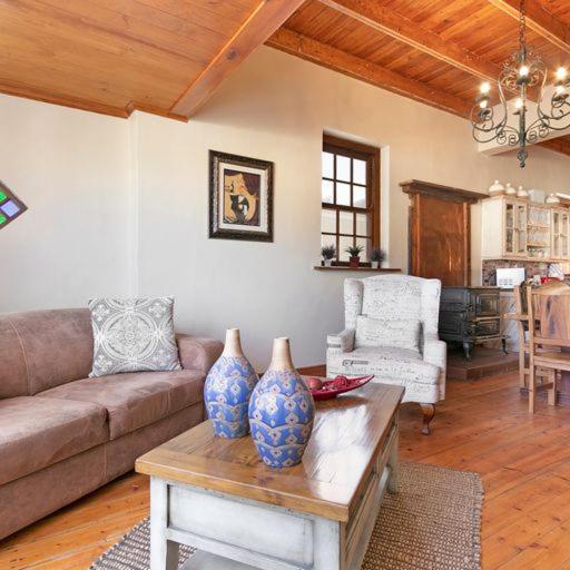 Apartamento J's Audacious Living Montagu Exterior foto